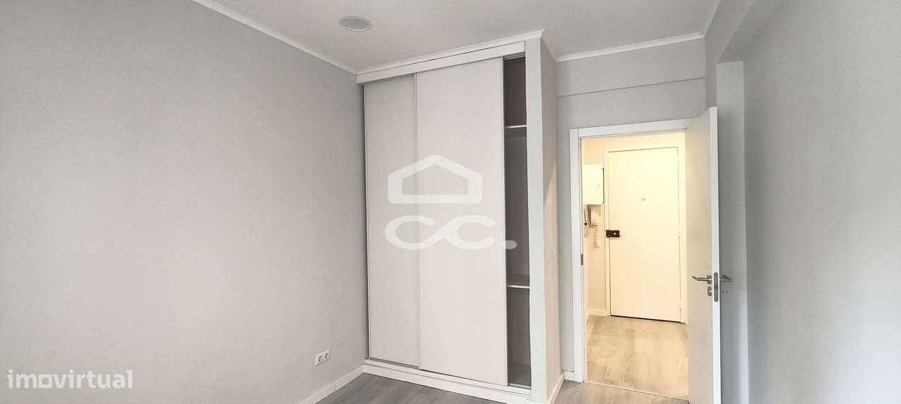Apartamento T1 Amadora-25