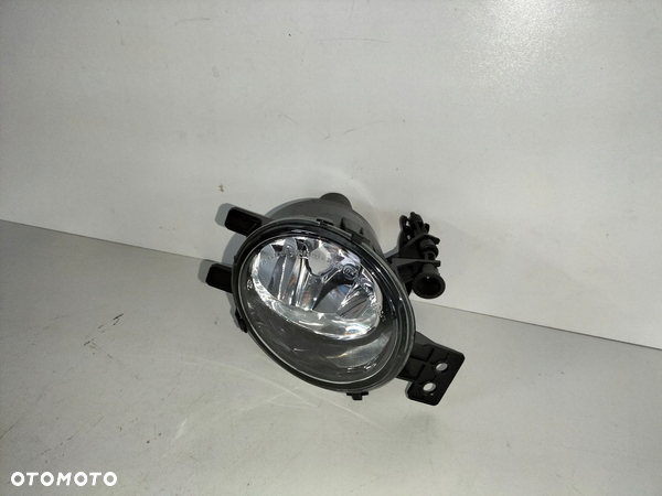 Halogen lampa prawy BMW 1 E82 11- COUPE CABRIO - 3