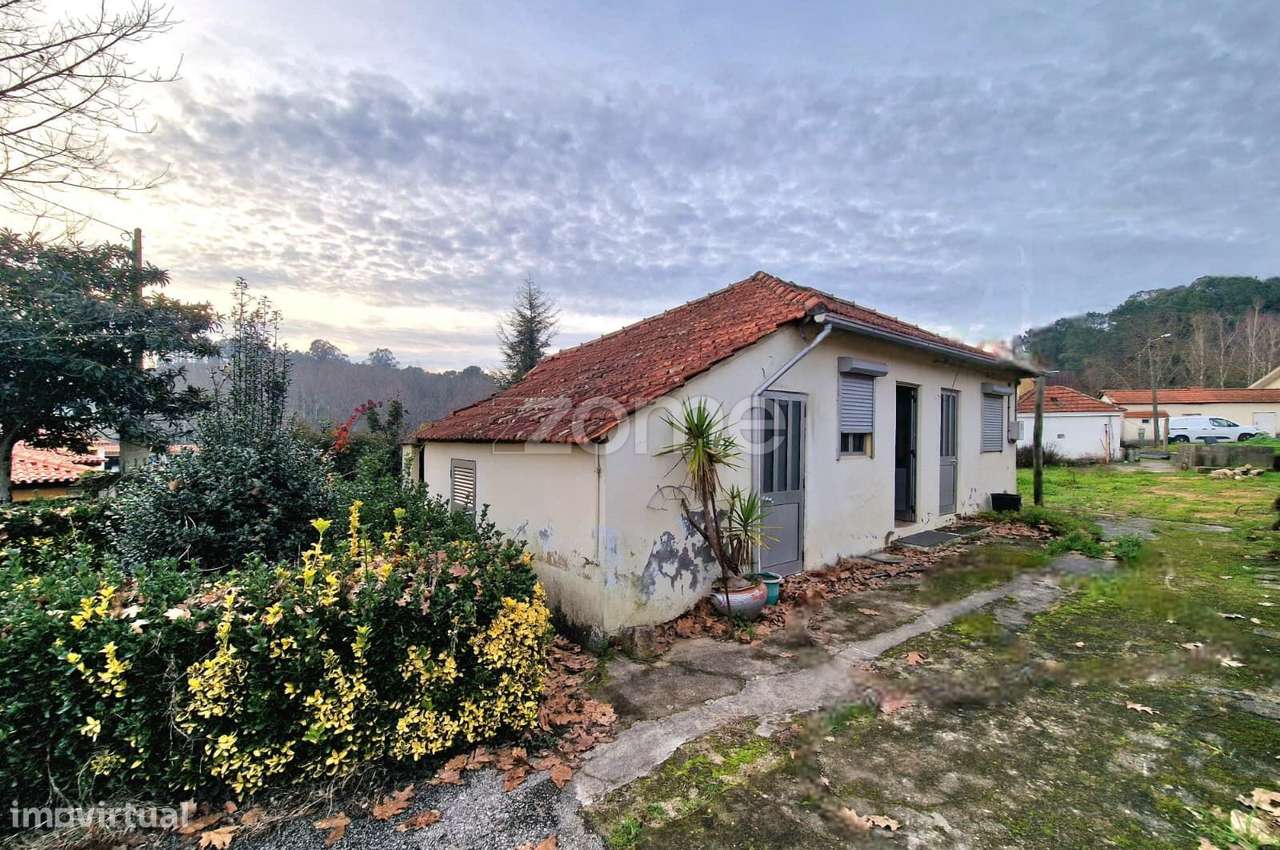 Moradia para restauro em Lodares, Lousada - Grande imagem: 5/20