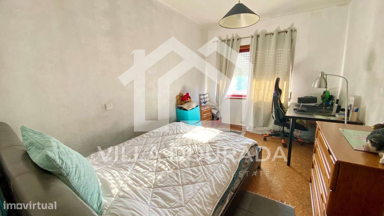 apartamento T2+1 na Urbanização dos altos Maia-6