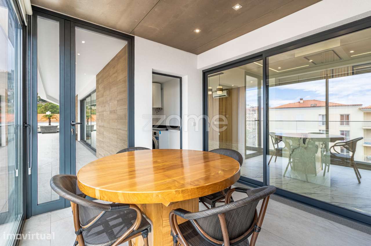 Apartamento T3 Penthouse com Vista Mar e Cidade no Caniço-14