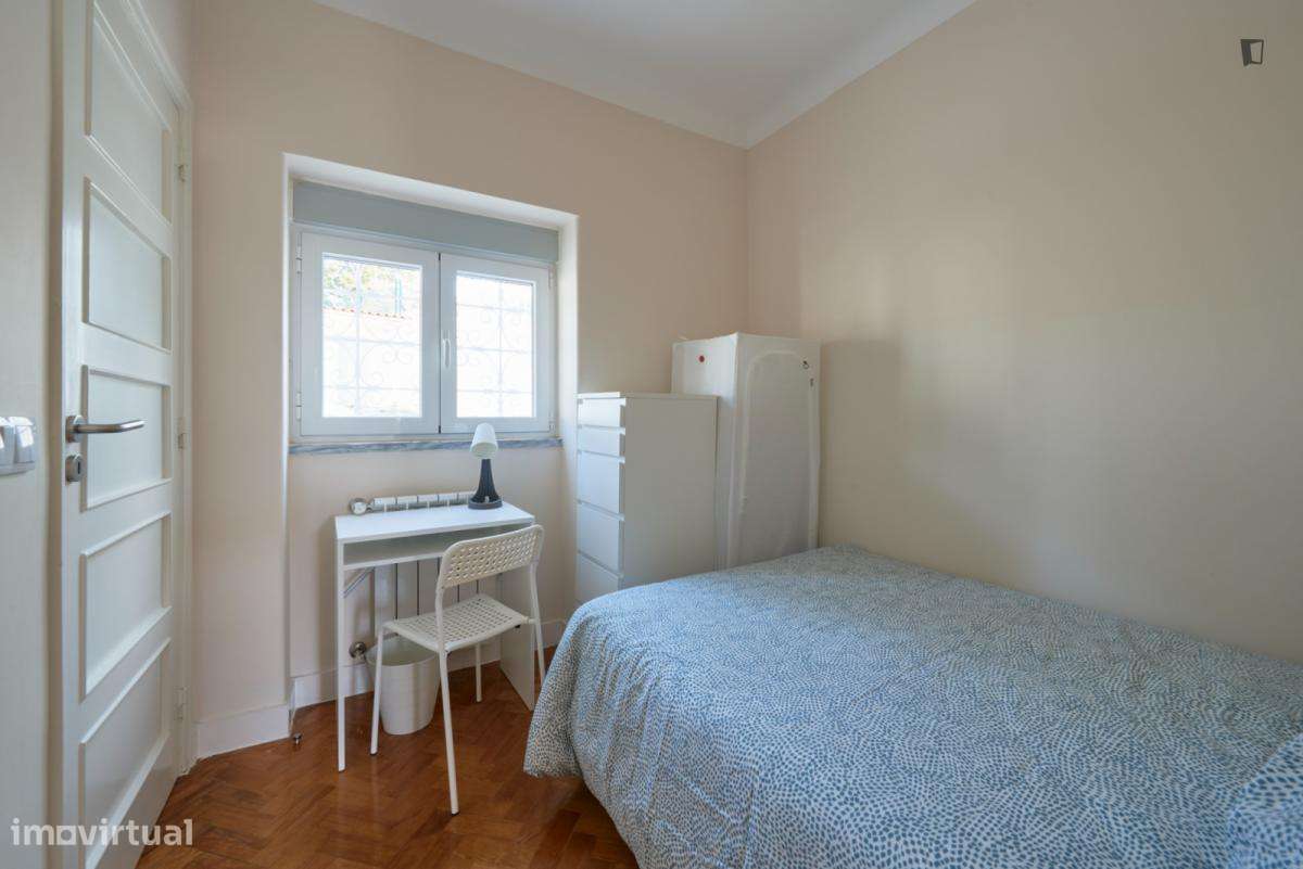 Quarto - localizado em Alvalade Lisbon - Grande imagem: 3/48