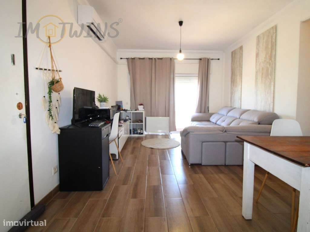 T2 renovado em Portimão - Grande imagem: 4/24