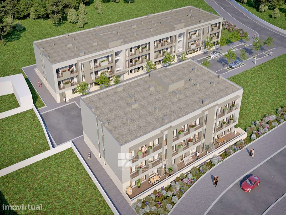 Apartamento T3 com lugar duplo de garagem em Águas Santas-16