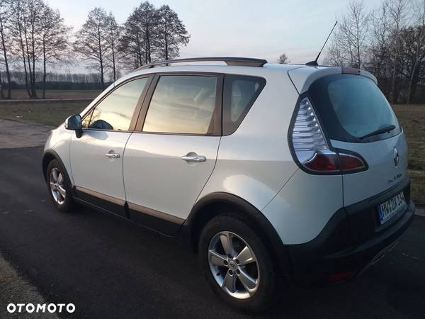 Renault Scenic Xmod 1.2 TCE Energy Bose Edition - 2