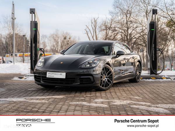 Porsche Panamera - 1