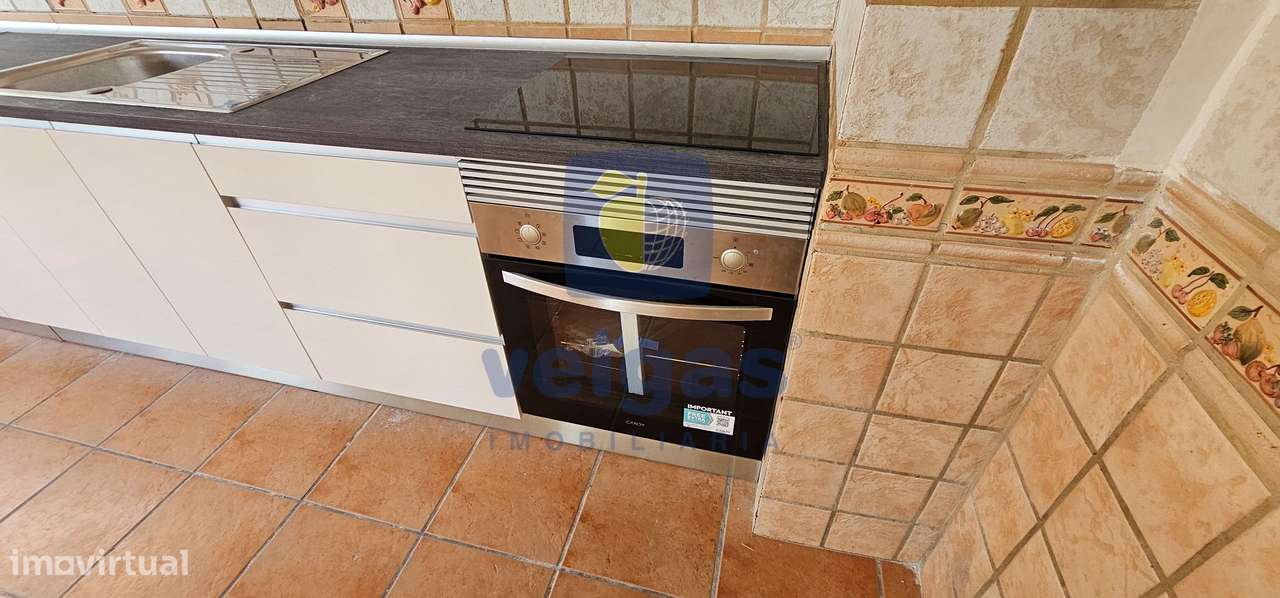 Apartamento T2 transf. em T3 Tapada das Mercês-8