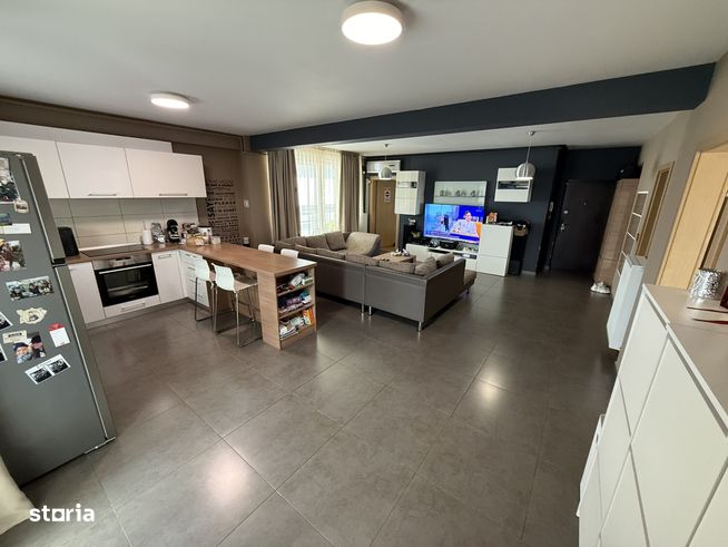 0%! Apartament cu 3 camere, 79mp + balcon de 36mp + Pod, zona Soarelui-1