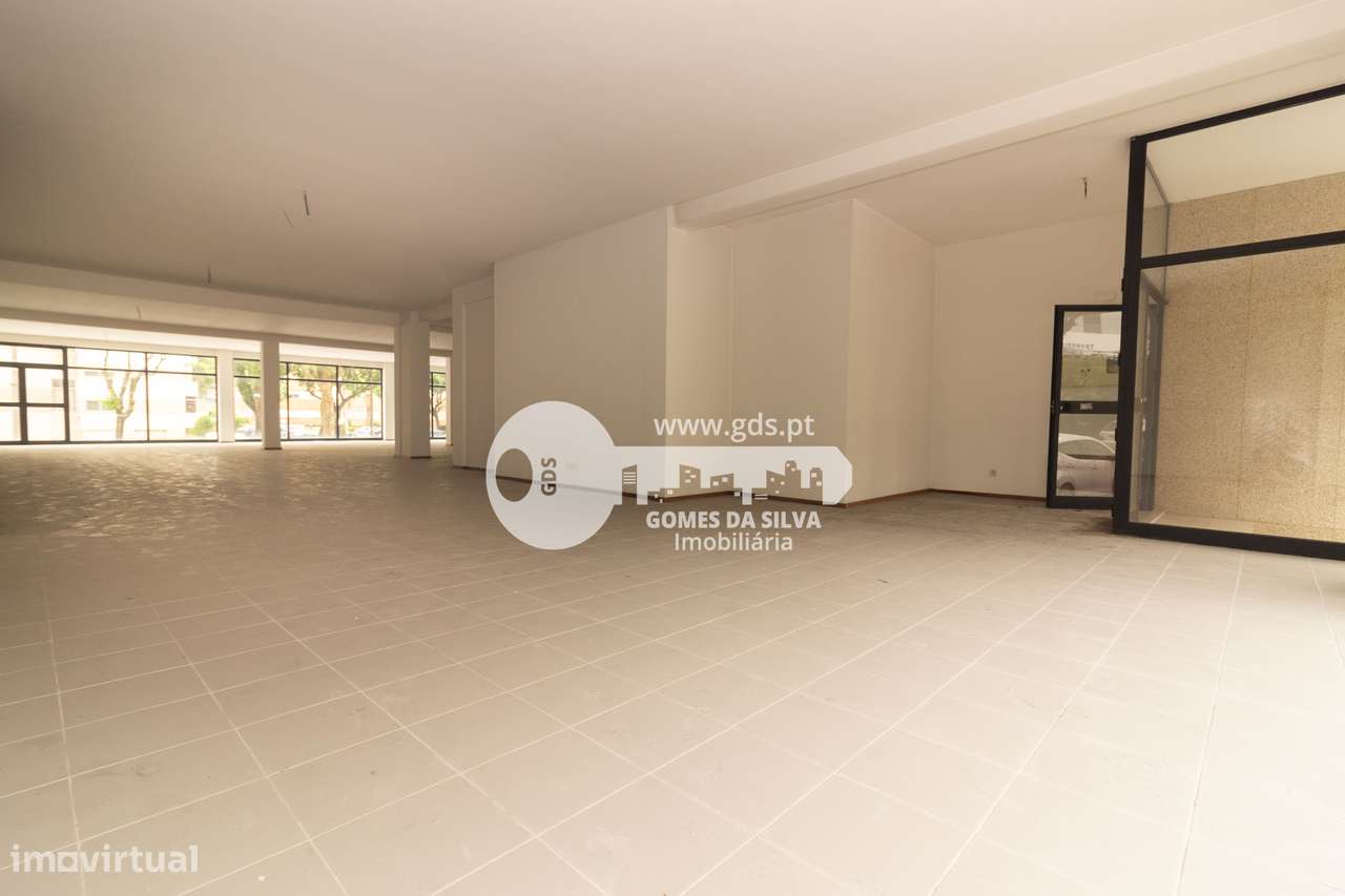 Loja Nunca Utilizada com 340m² na Praceta das Amoreiras – Braga - Grande imagem: 5/16