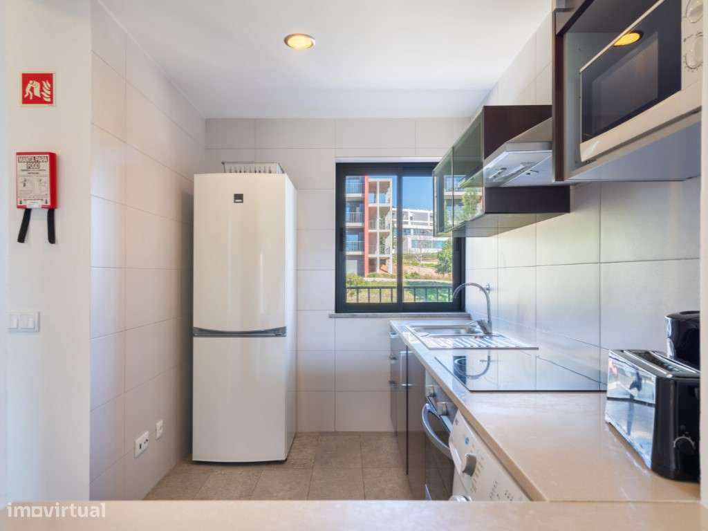 Apartamento T3 localizado no Algarve Race Resort, Portimão-4