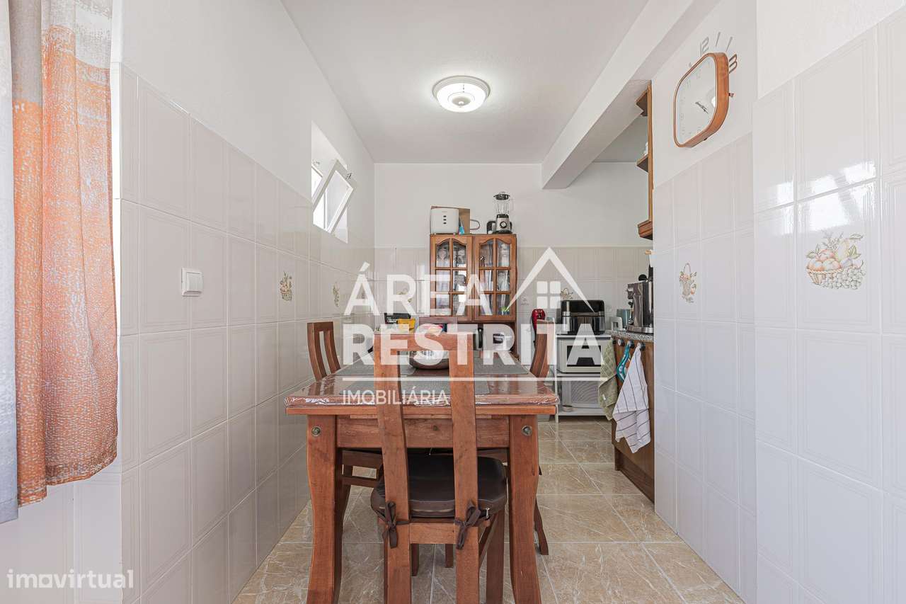 Apartamento T3 na Moita-12