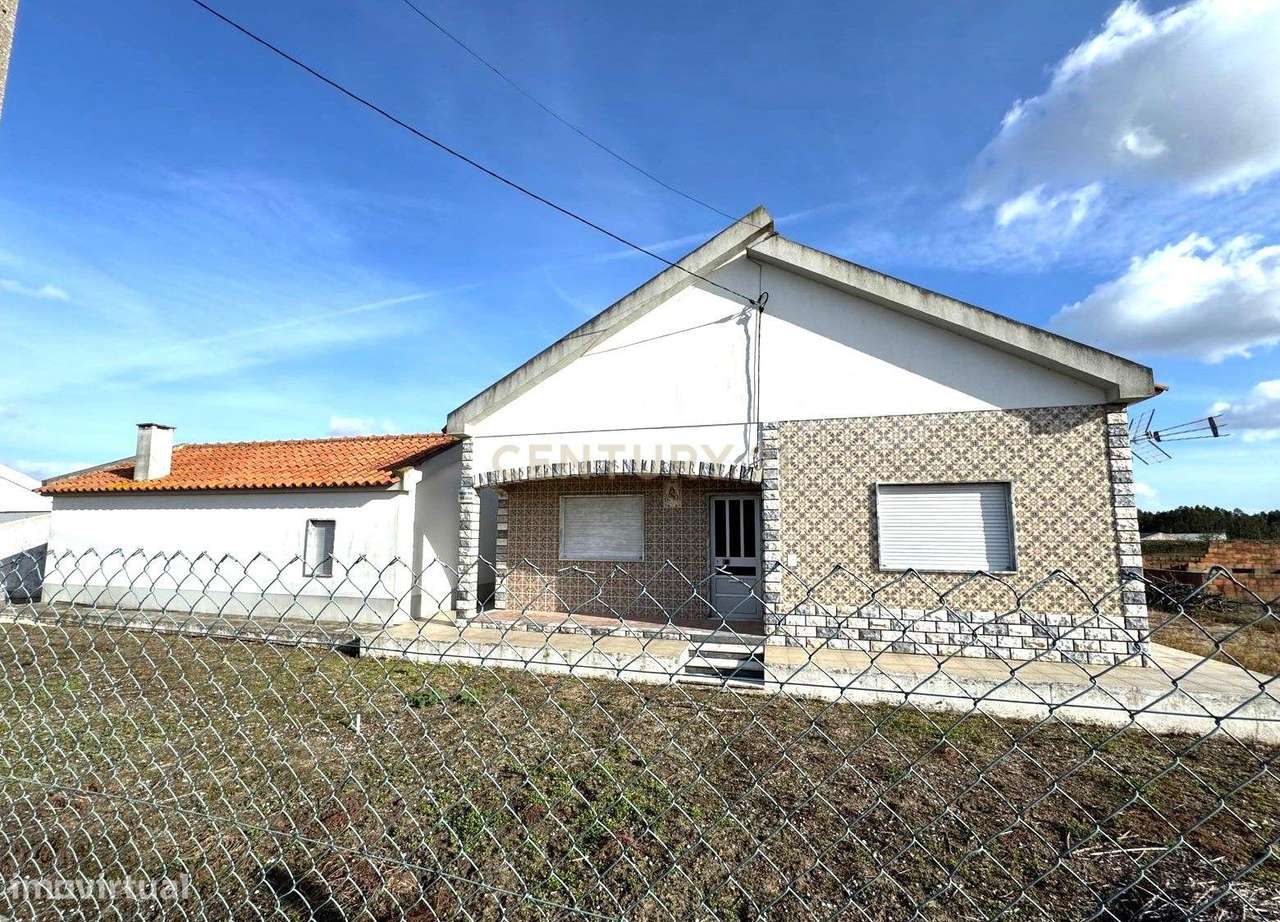 Moradia Isolada implantada em lote com 1800 m2 na Aldeia Nova da Aroei - Grande imagem: 4/19