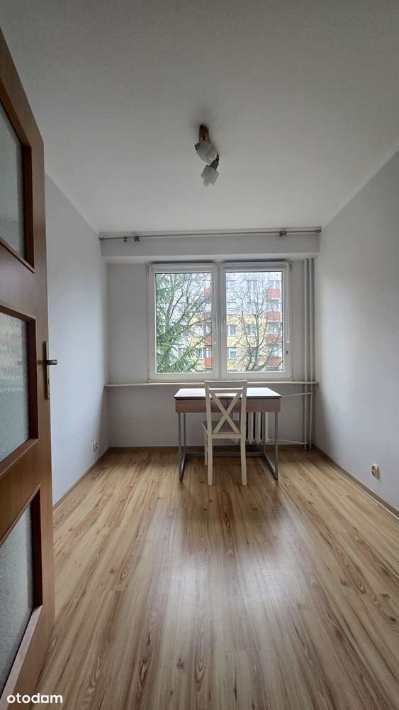 Słoneczne 2-pokojowe mieszkanie w dobrej lokalizacji na sprzedaż!-8