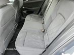 Volkswagen Golf VIII 1.5 eTSI EVO Style DSG - 25