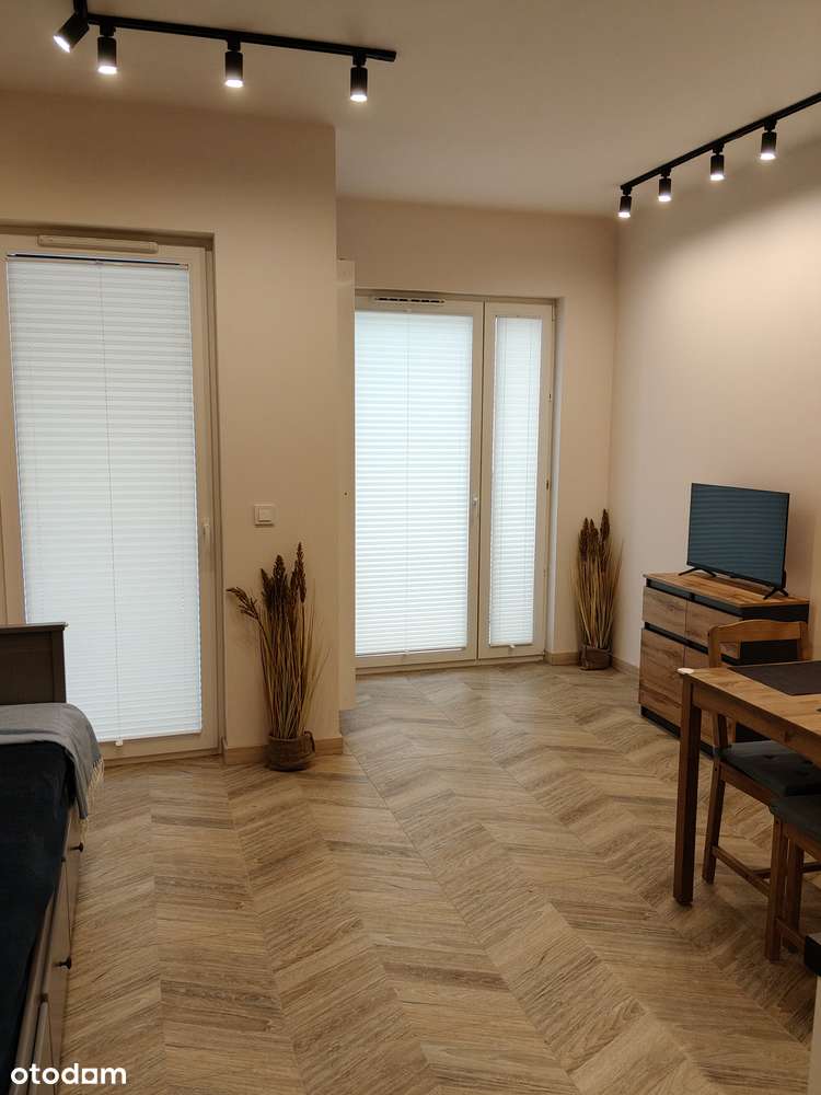 Komfortowa kawalerka na wynajem 27m2 w inwestycji Bulwary Praskie - Pełny obrazek: 3/12