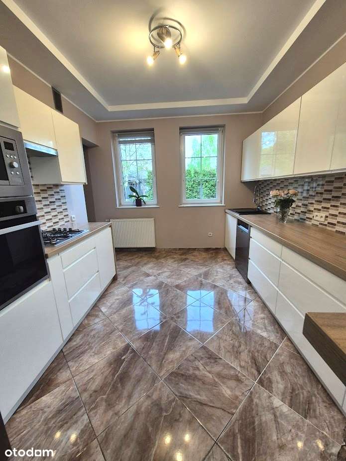 Dom do zamieszkania Aleksandria Druga-6