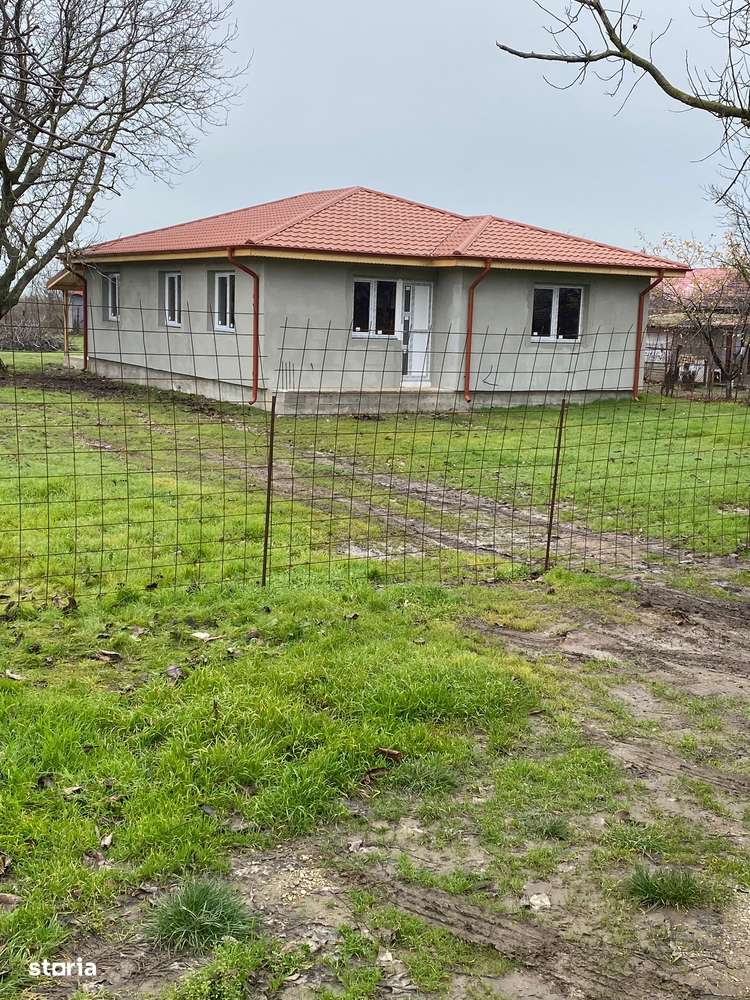 Vand casa noua in Gruiu - Imagine principală: 4/20