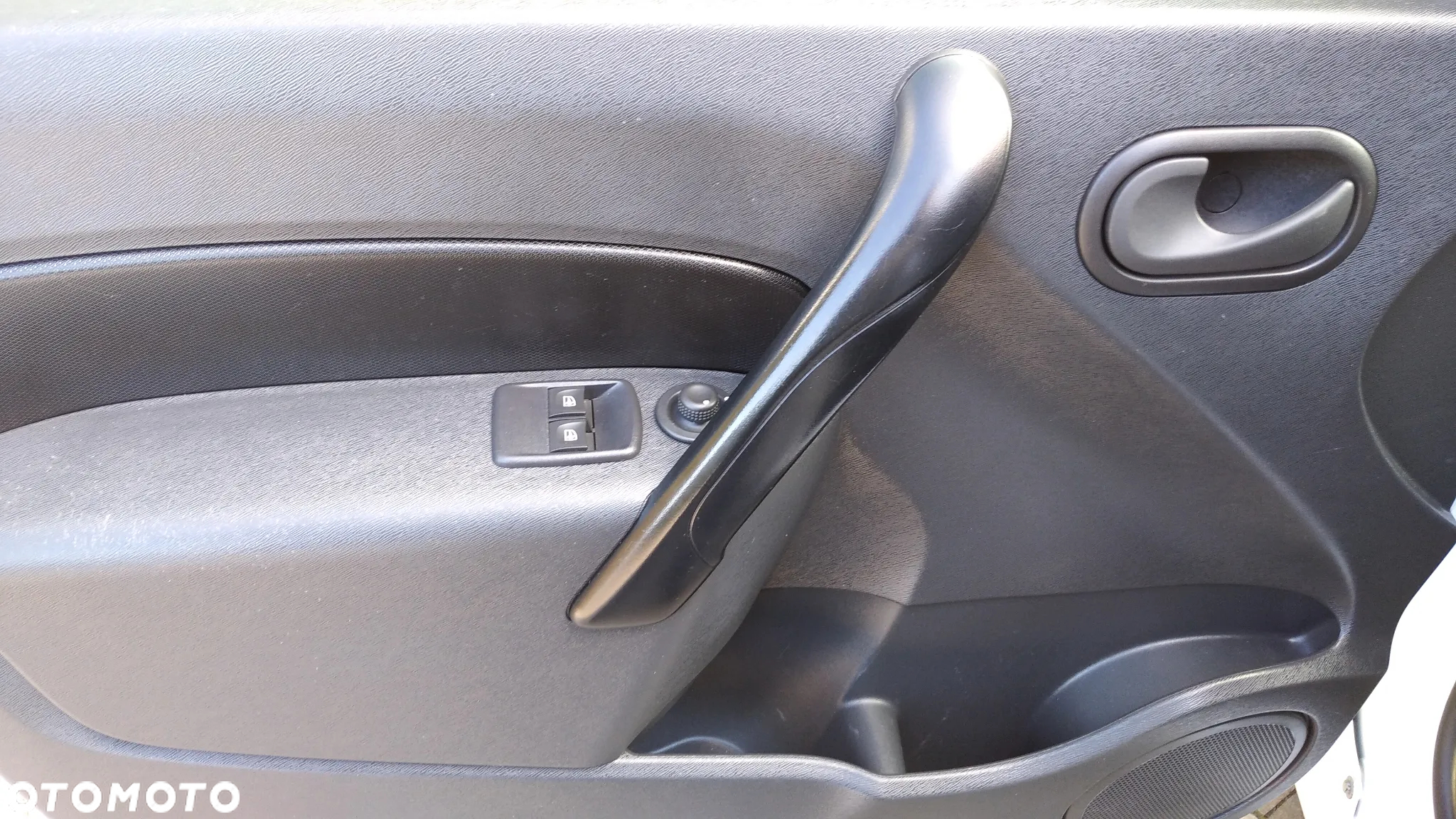 Renault Kangoo 1,5 dci 6-biegów Rocznik 2019 VAT1 VAT-1 boczne drzwi Salon POLSKA SERWISOWANY WERSJA CIĘŻAROWA Zadbany Książka SERWISOWA 2xkluczyki - 12