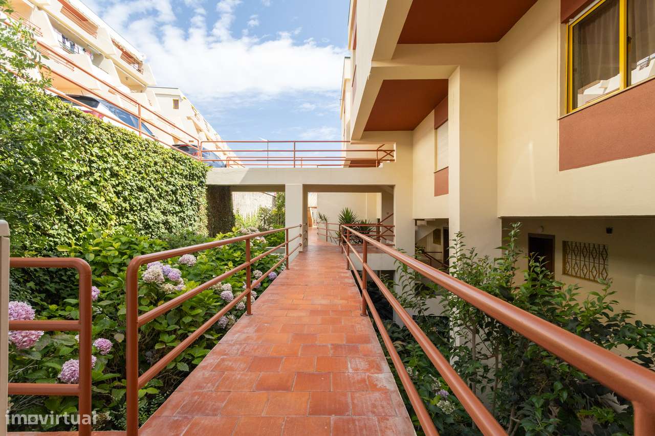 Refúgio para Teletrabalho: Apartamento com Vista Mar a Minutos de Lisb - Grande imagem: 5/32