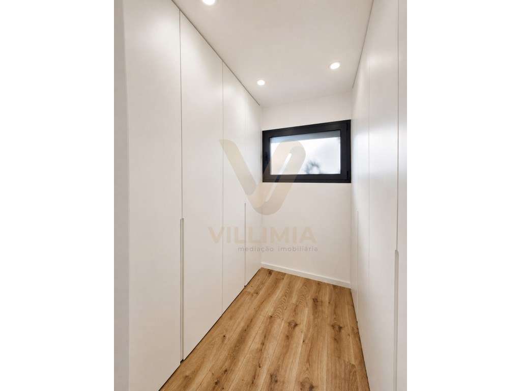 Moradia T4 Nova | Arcos de Valdevez-22