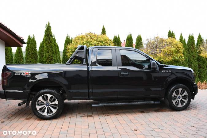 Ford F150 - 1