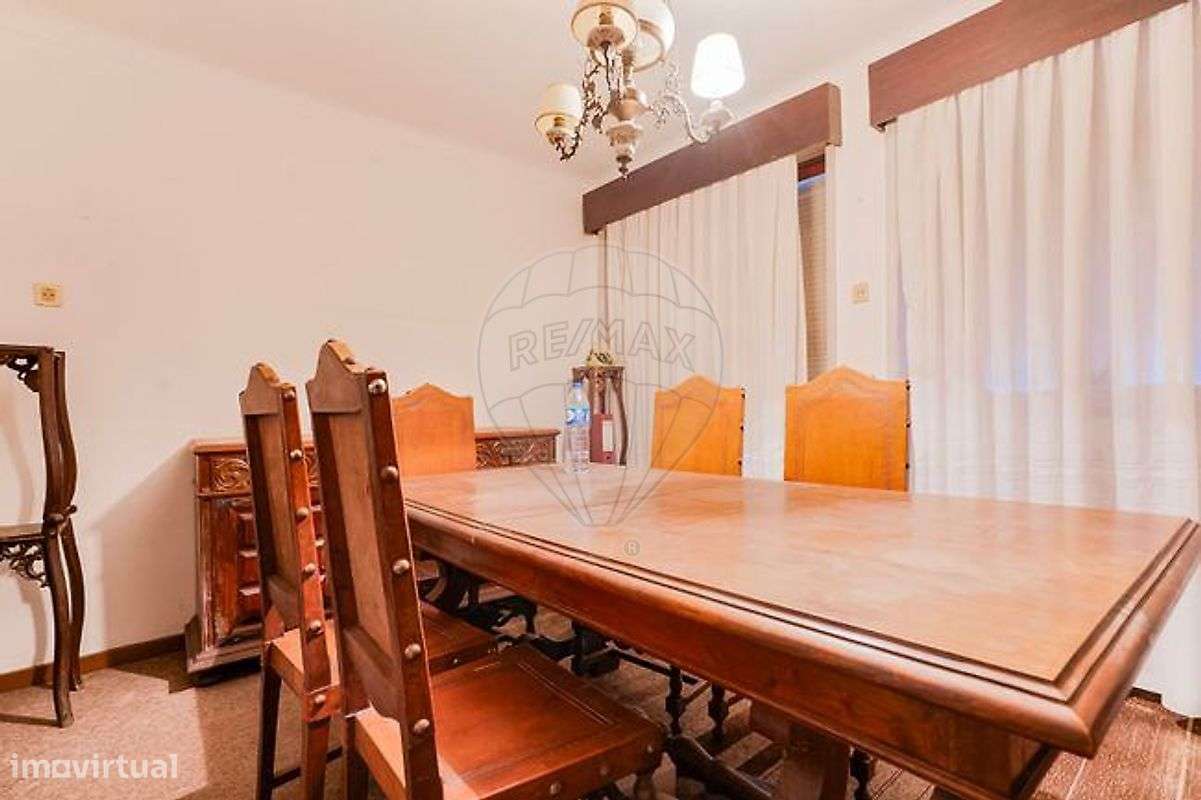 Moradia T4 para venda-24