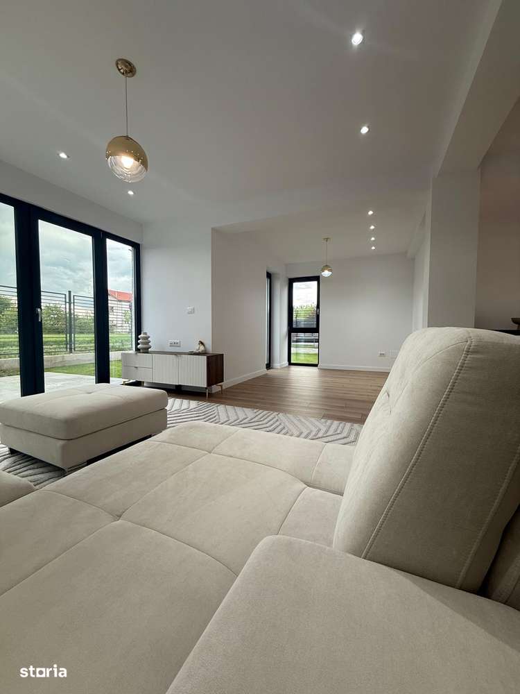 Proprietar vand casa situata in Brasov, Calea Feldioarei, 33. - Imagine principală: 1/16