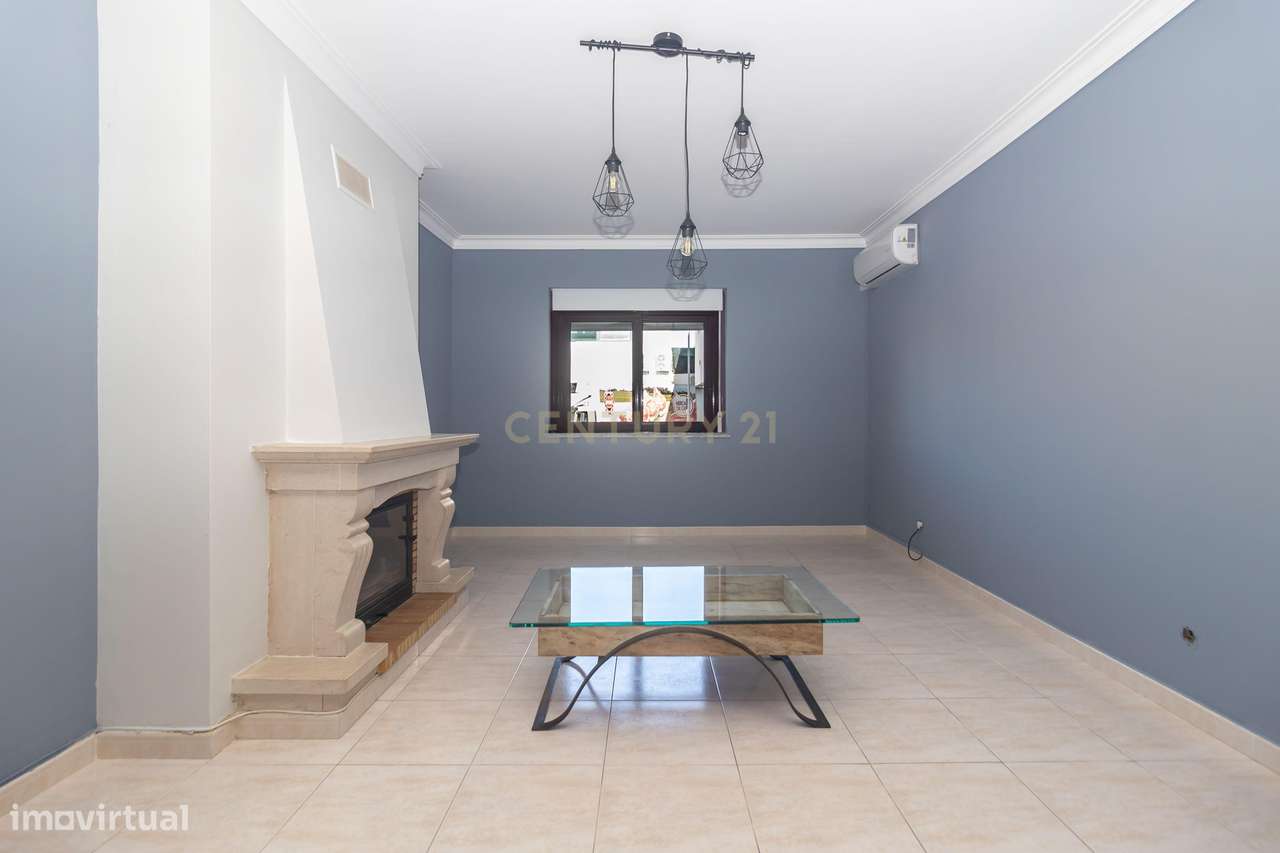 Apartamento T3 Vale do Cobro-3
