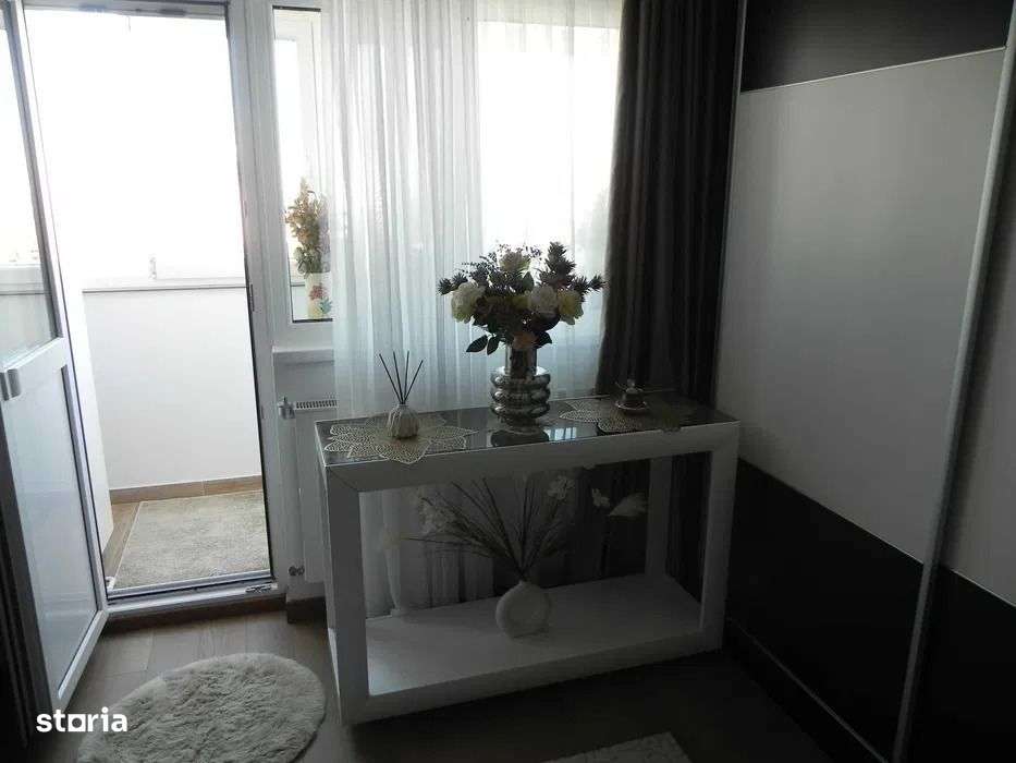 GARSONIERA MILITARI, CENTRALA, BUCATARIE INCHISA, LIBERA, CURAT - Imagine principală: 2/8