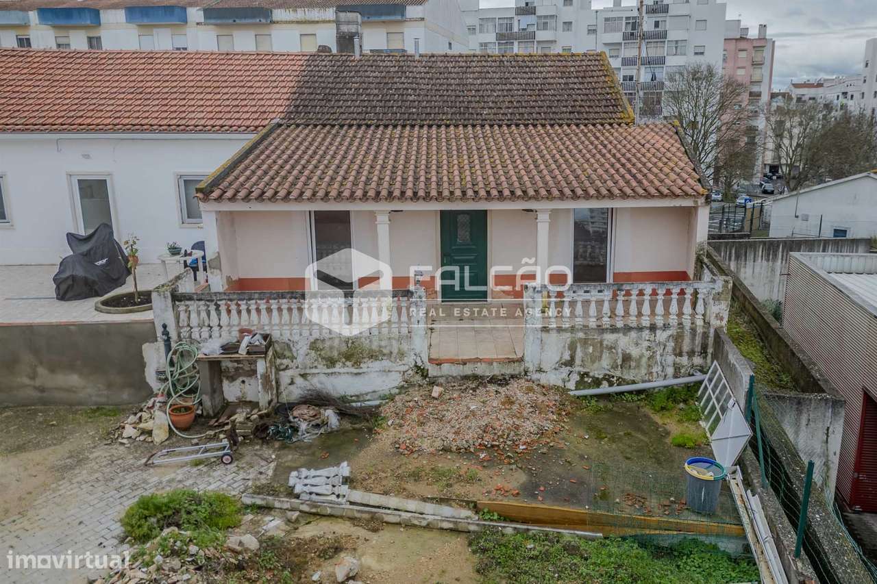 Moradia Geminada T3 Venda em Santarém (Marvila), Santa Iria da Ribeira - Grande imagem: 2/30