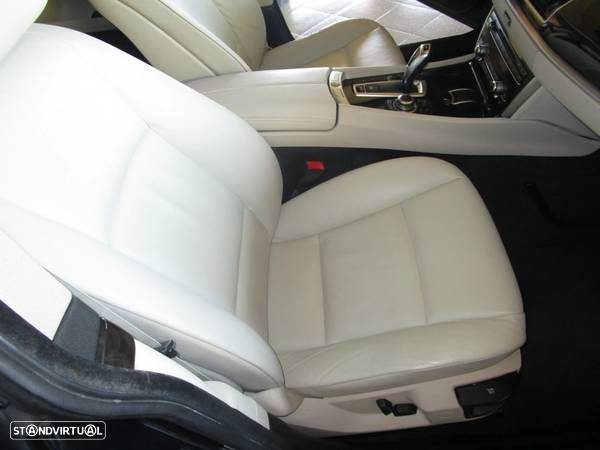 BMW 520 Gran Turismo d Line Luxury - 32