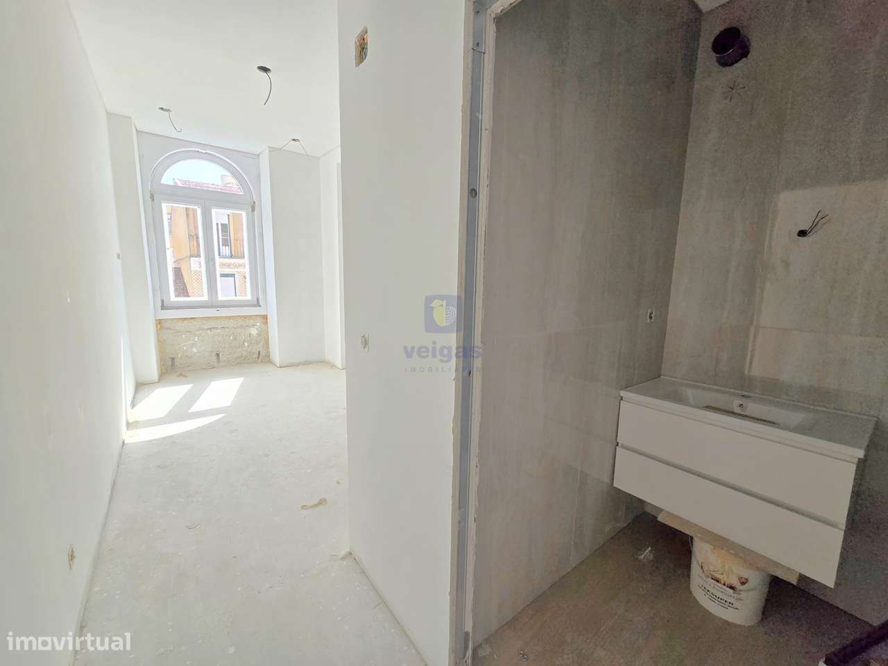 Apartamento T2 com varanda e duas frentes no empreendimento ANJOS 49 - Grande imagem: 4/24