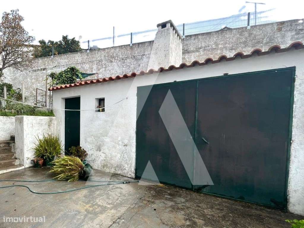 Moradia T4 com quintal e garagem em Arraiolos-21