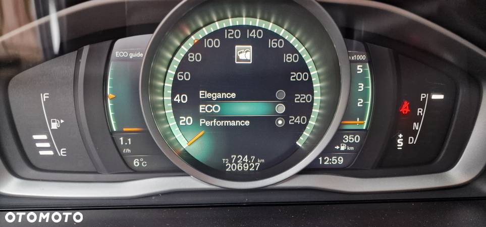 Volvo XC 60 D3 Drive-E Momentum - 19
