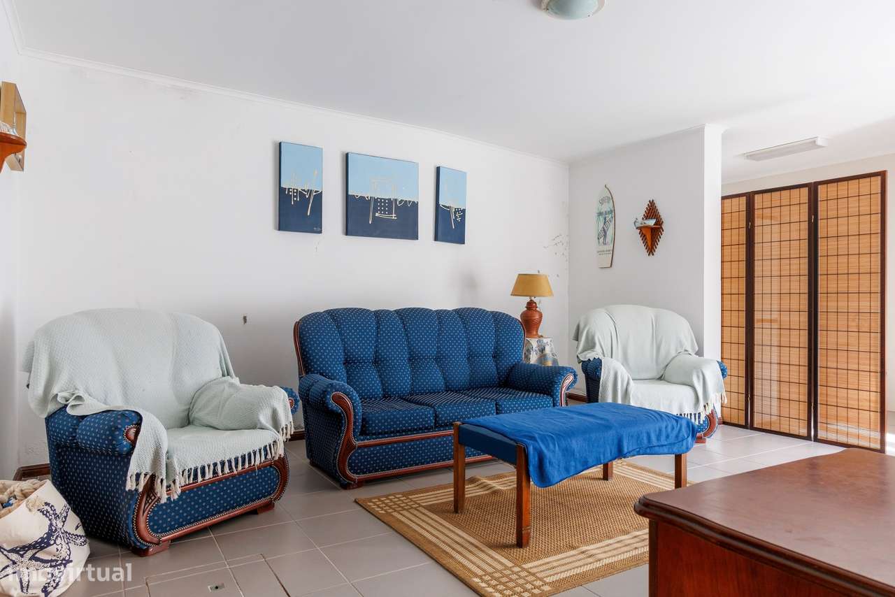 Moradia T7 com vista mar preparada para Alojamento-33