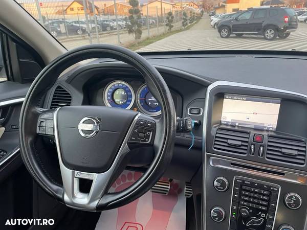 Volvo XC 60 D5 AWD Rdesign - 10