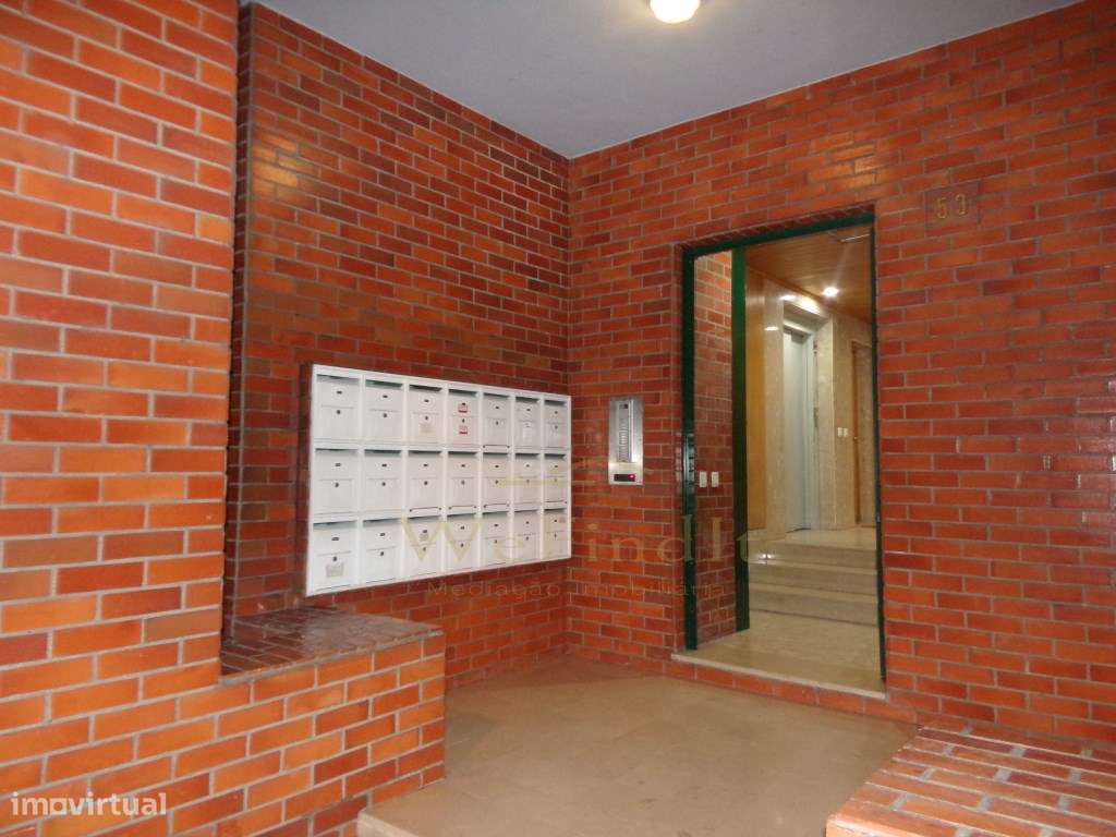 Excelente T3 no centro de Lisboa-22