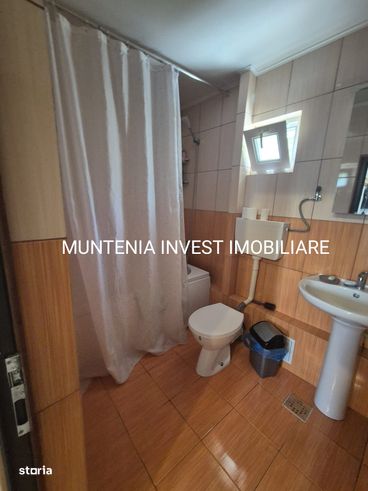Casa Parter + etaj, teren 1310 mp. Labusesti(Bascov)-10