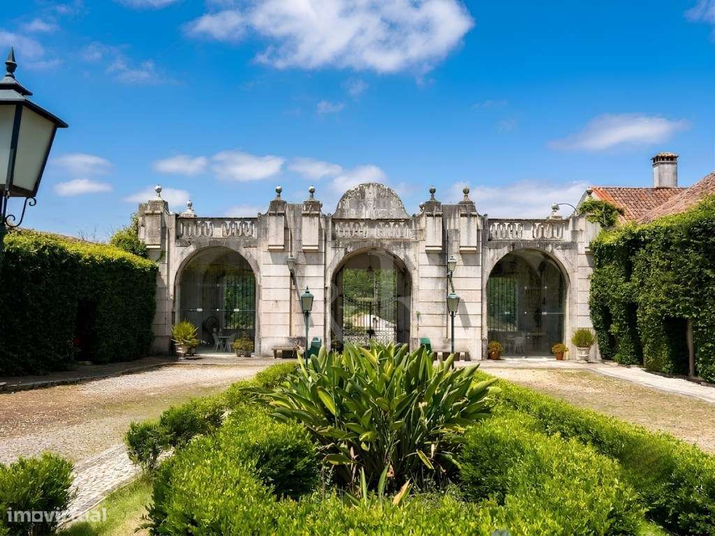 Quinta senhorial do séc. XVIII com capela e jardins em Torres Vedras-24