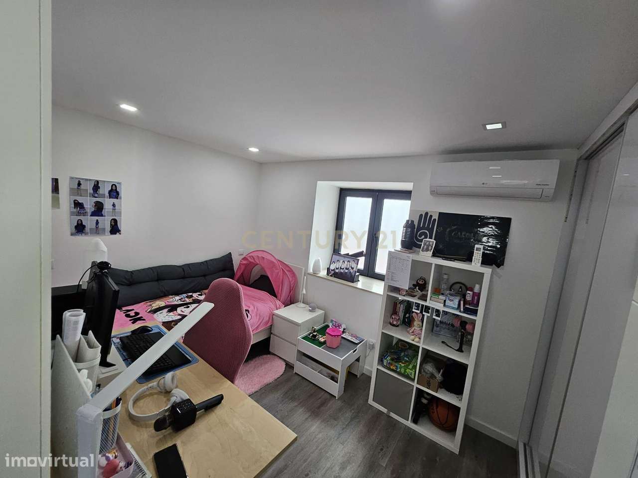 Moradia T3 com Piscina e T1 Independente em Brufe – Vila Nova de Famal-10