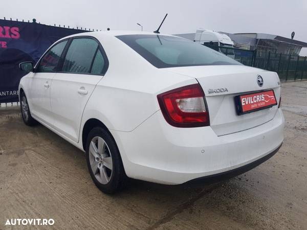 Skoda RAPID 1.4 TDI DSG Style - 15