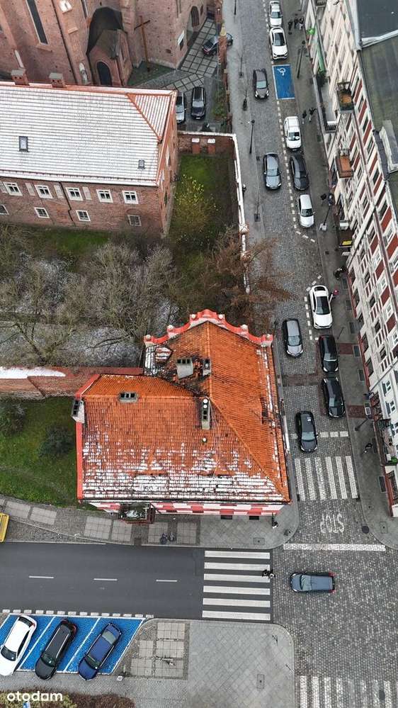 Piękna kamienica w sercu miasta-5