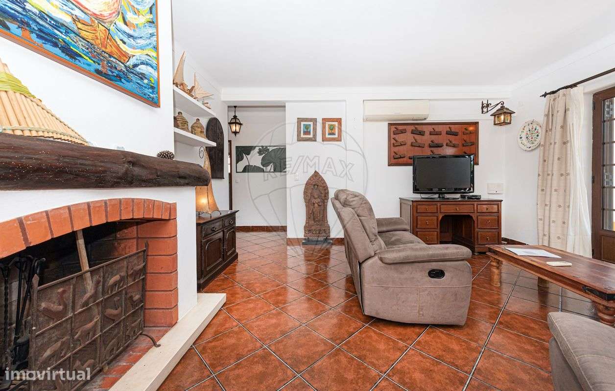 Moradia T4 para venda-7