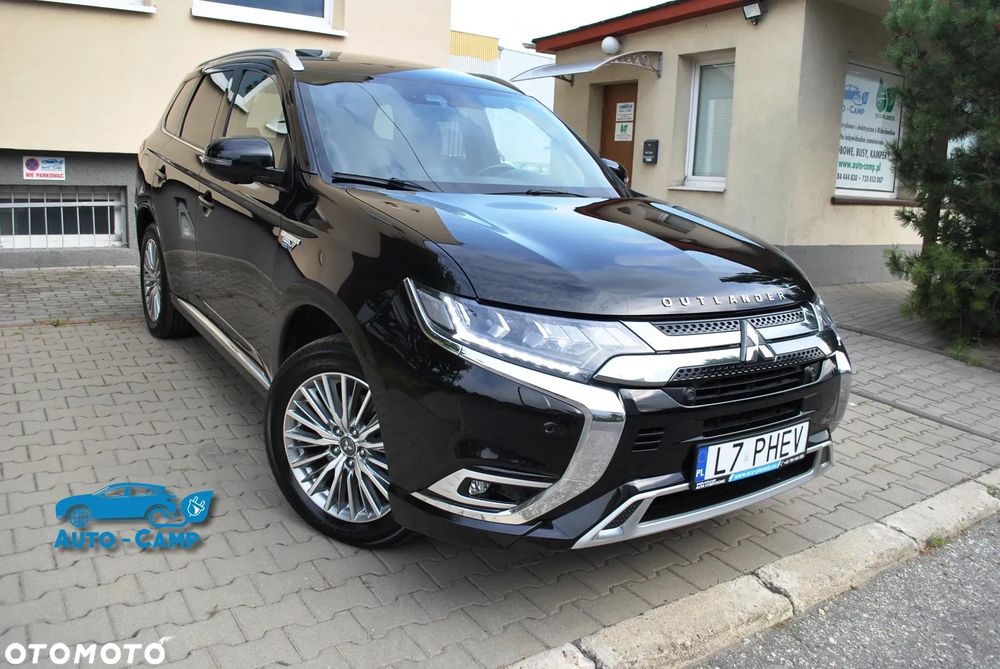 Mitsubishi Outlander III 2.4 4WD Diamant+ 2019