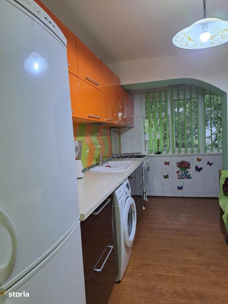 Apartament cu 3 camere in Micro 17