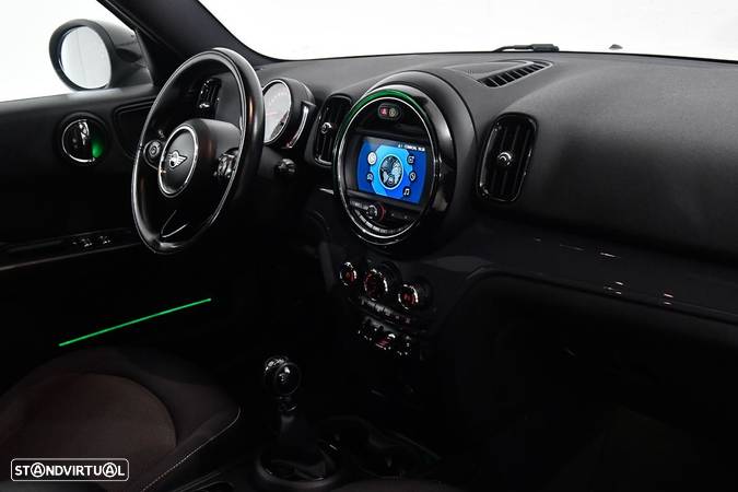 MINI Countryman One D - 25