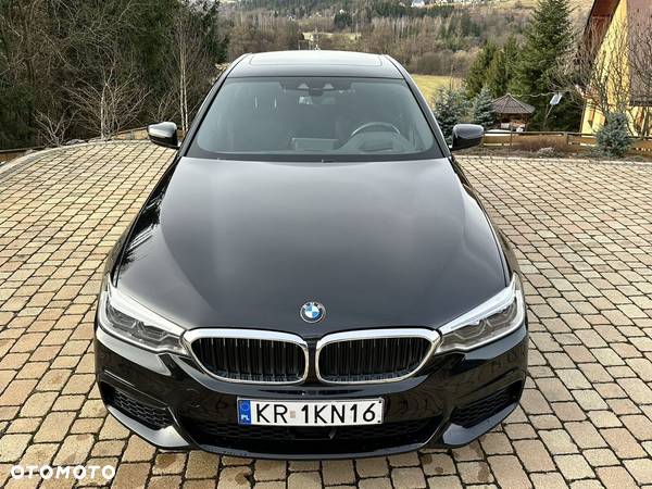 BMW Seria 5 530i xDrive - 4