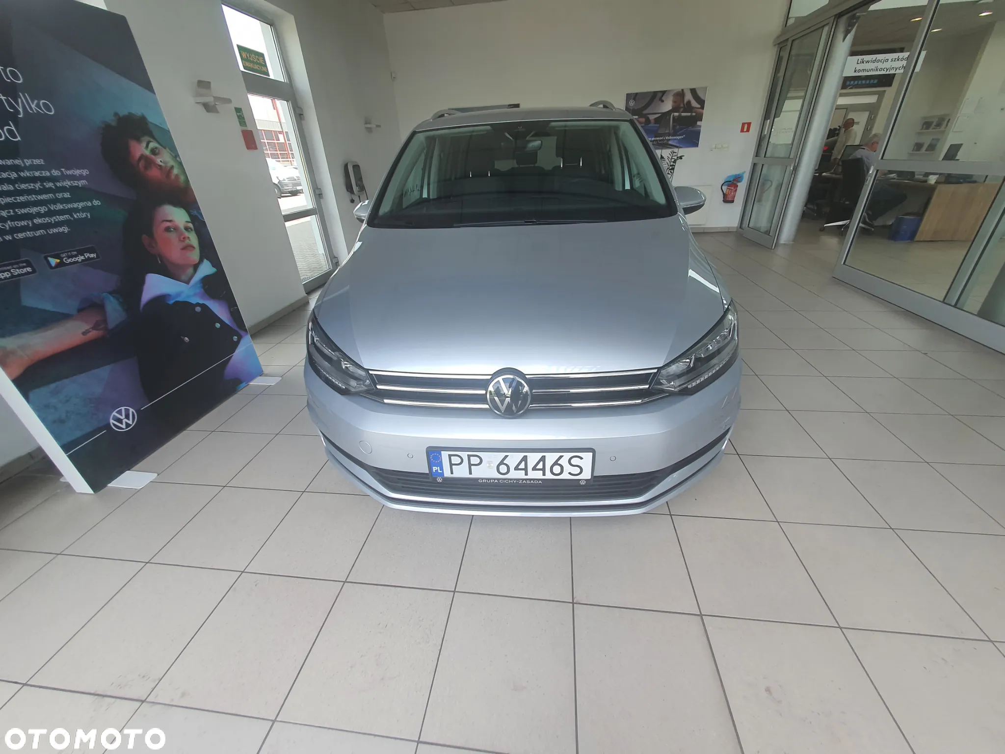 Volkswagen Touran 2.0 TDI BMT SCR Comfortline - 8