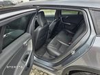 Volvo V60 Cross Country - 16