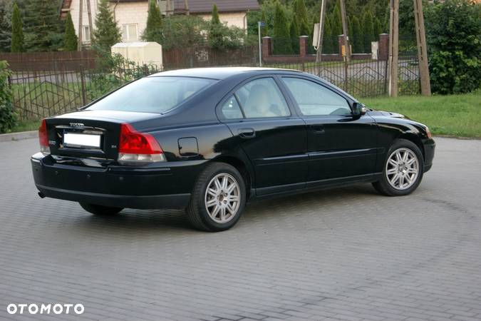 Volvo S60 2.4 Edition - 15